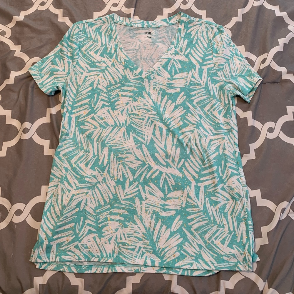 V-neck Top Golden Shiny Detail Size Med